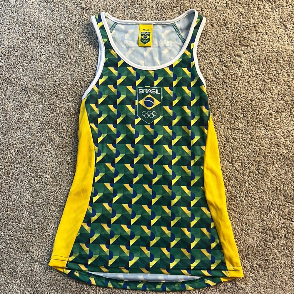 NWOT Brazil Tank